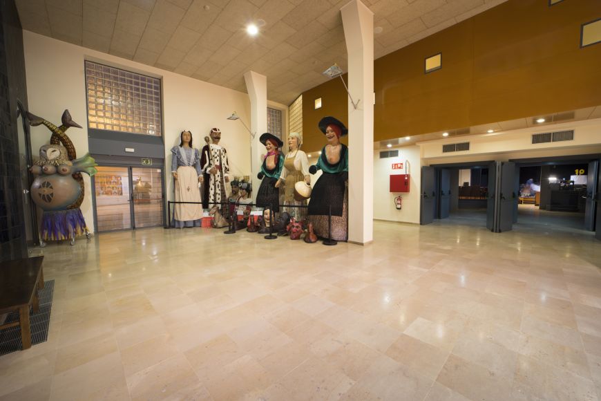 Entrada amb Gegants del Teatre Mundial Entrada amb Gegants del Teatre Mundial